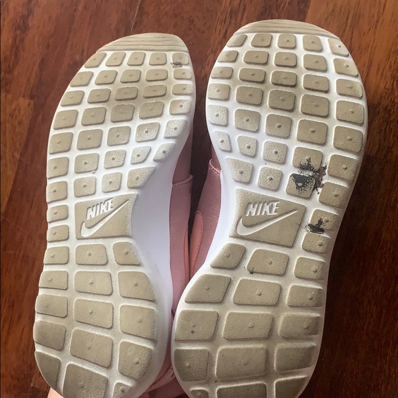 Nike Roshe One Premium Rust Pink - Picture 6 of 6